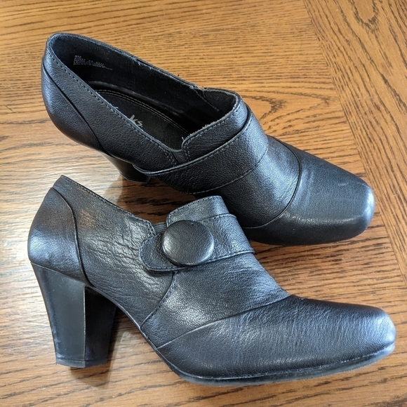 Clarks Bendables black leather pumps - Picture 1 of 8